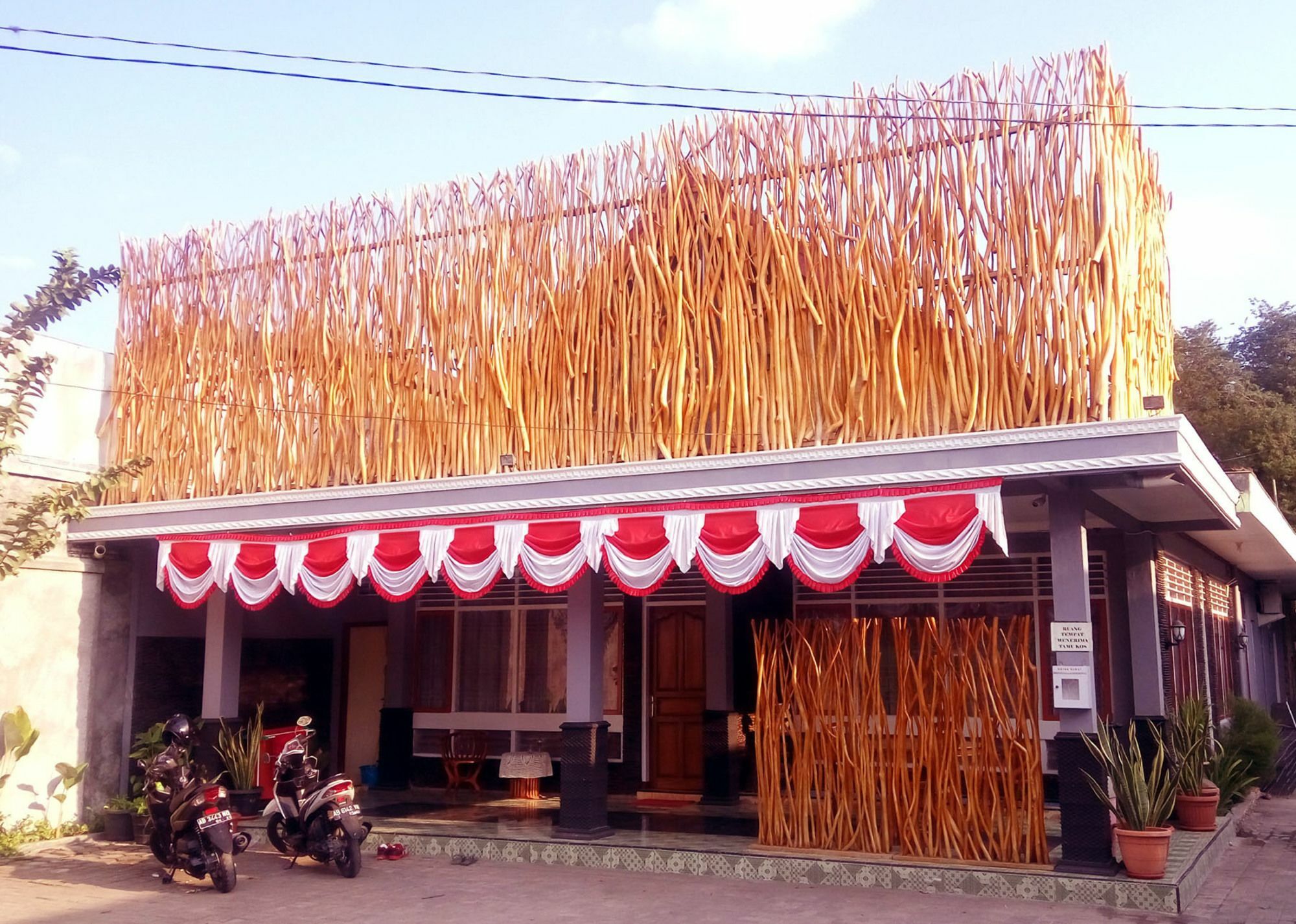 Metro Malioboro Living Hotel Yogyakarta Exterior foto